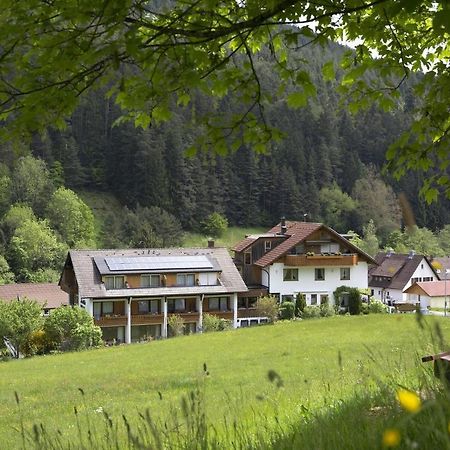 Isoldes Landhaus Baiersbronn Εξωτερικό φωτογραφία